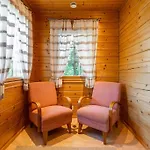 Santa's Loghouse Saarenkylä