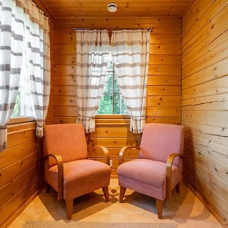 Santa's Loghouse Saarenkylä