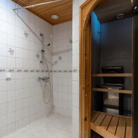 Holiday home Santa's Loghouse Saarenkyla